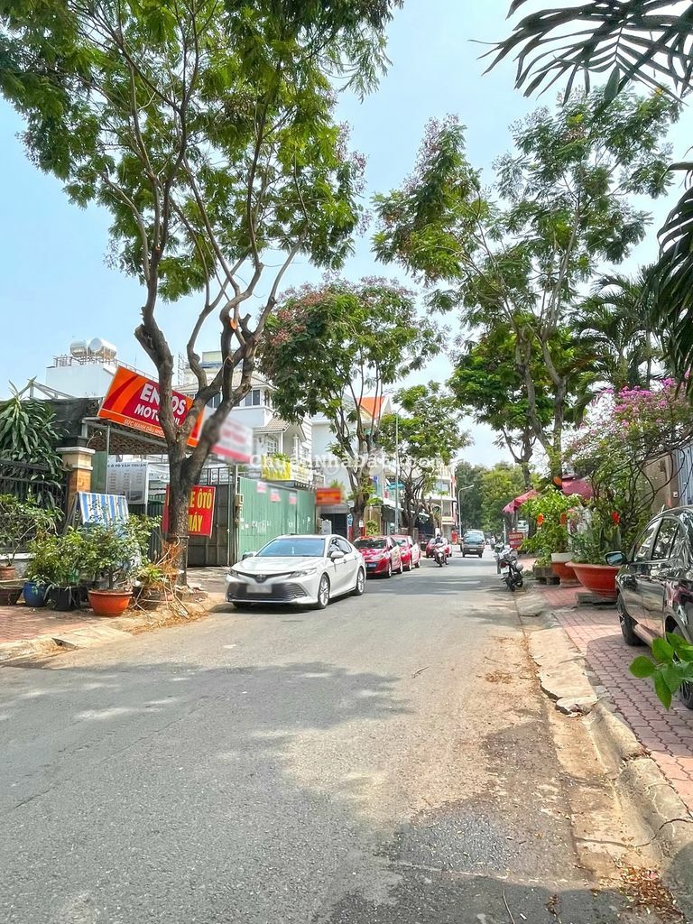 BIỆT THỰ MẶT TIỀN KDC NAM LONG TRẦN TRỌNG CUNG, QUẬN 7