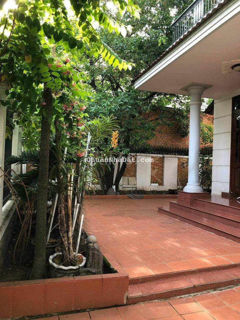 Biệt thự sân vườn 16x22m Mt đường KDC vip Tân Quy Q7, 352m2