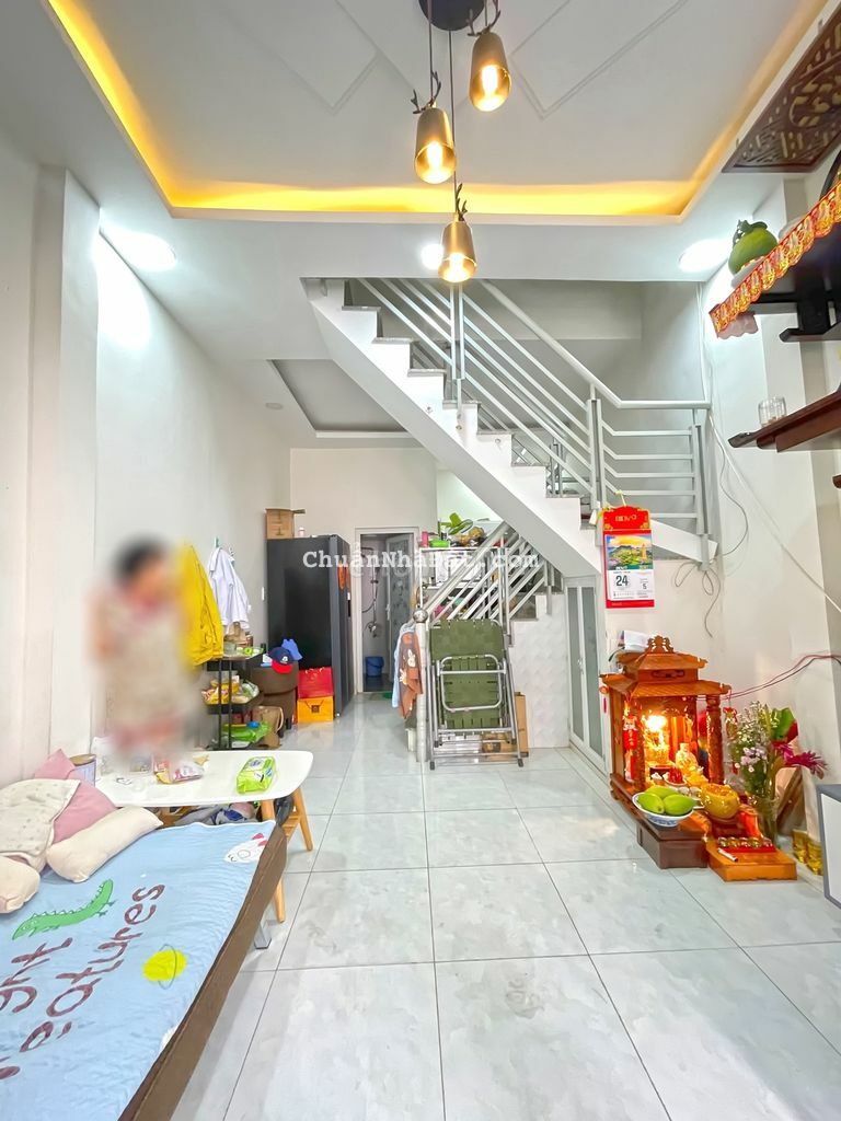 NHÀ 1 LẦU LÔ NHÌ HUỲNH TẤN PHÁT P.PHÚ THUẬN QUẬN 7