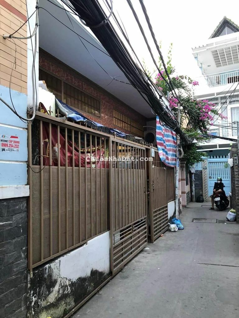 Bán nhà cấp 4 Huỳnh Tấn Phát quận 7 DT 50m2 ngang 4m giá 2,55 tỷ