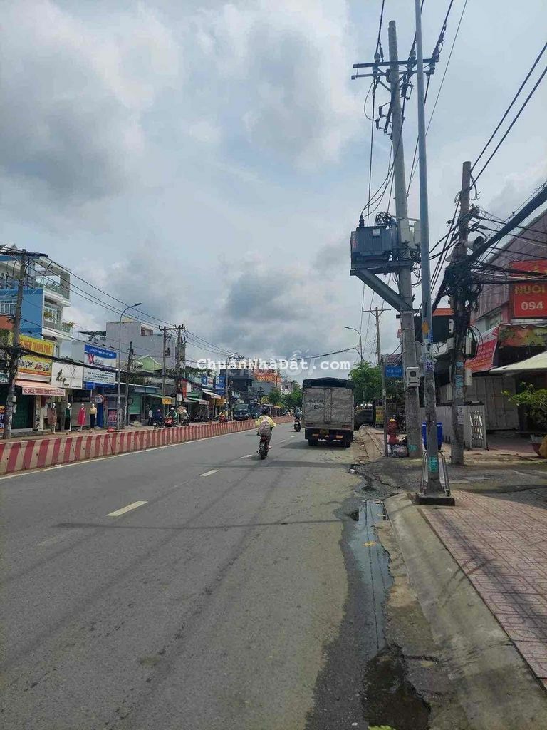 NHÀ CĂN GÓC NỞ HẬU MẶT TIỀN KINH DOANH HUỲNH TẤN PHÁT CHỈ 7,5TỶ QUẬN 7