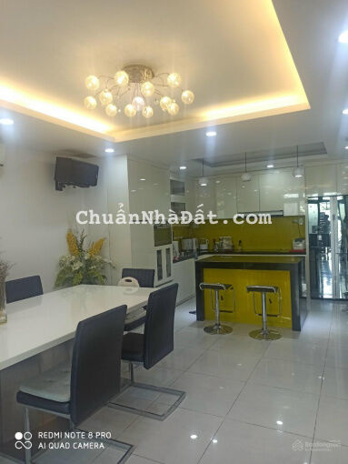 Bán nhà đẹp đường 8m Khu Kiều Đàm P. Tân Hưng Quận 7, DT 4,2x14m, hướng Đông, giá bán 10,7 tỷ