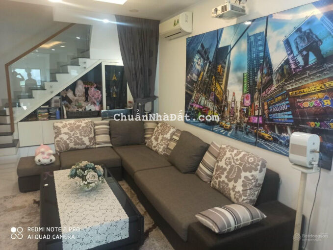 Bán nhà đẹp đường 8m Khu Kiều Đàm P. Tân Hưng Quận 7, DT 4,2x14m, hướng Đông, giá bán 10,7 tỷ