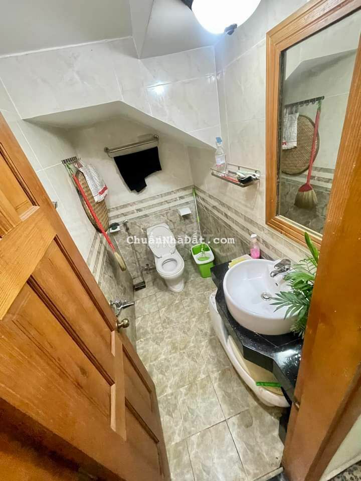 BÁN NHÀ , 60M 2 ,ĐẸP , GẦN CẦU PHÚ MỸ .QUẬN 7 GIÁ 4.9 TỶ