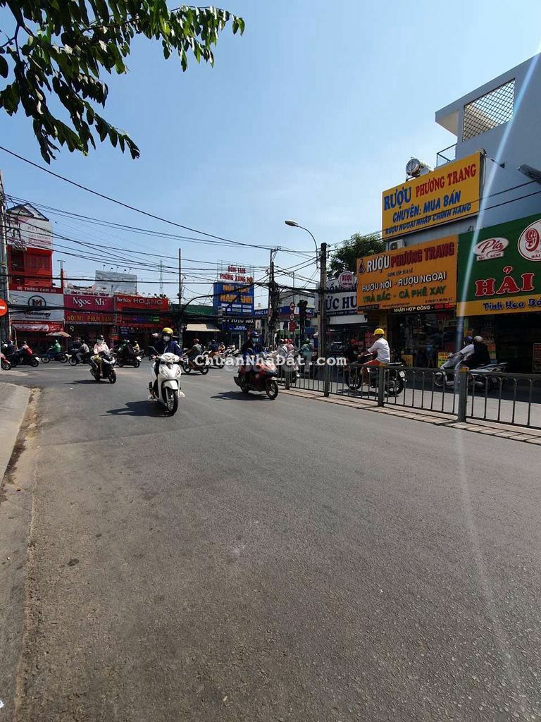 Nhà 2L MT Chợ Tân Mỹ.Q.7, Dt 5x15m. Giá 12.8 tỷ