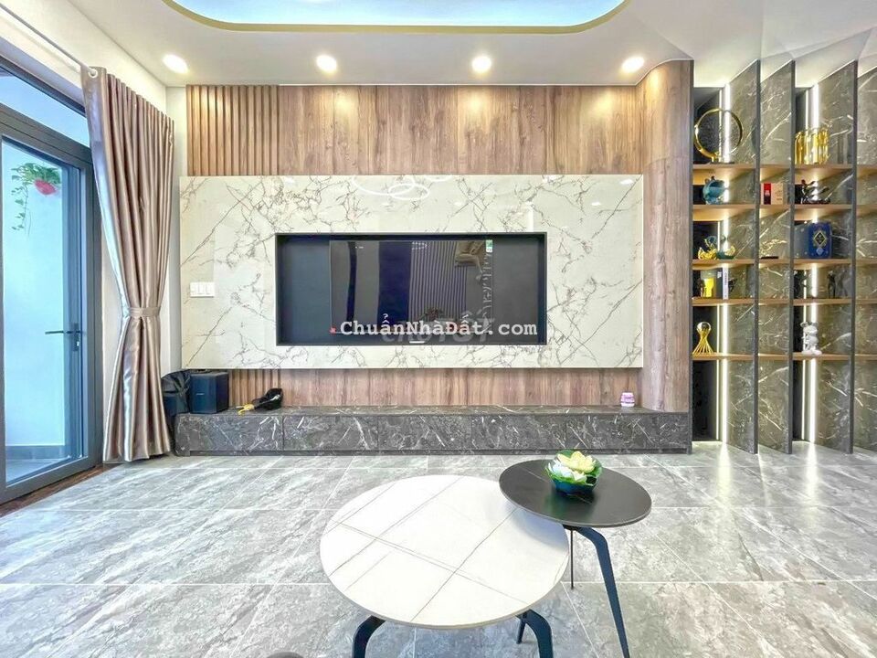 KÈO THƠM- NHÀ 2 LẦU MẶT TIỀN HXH HUỲNH TẤN PHÁT . P. PHÚ THUẬN. Q7.