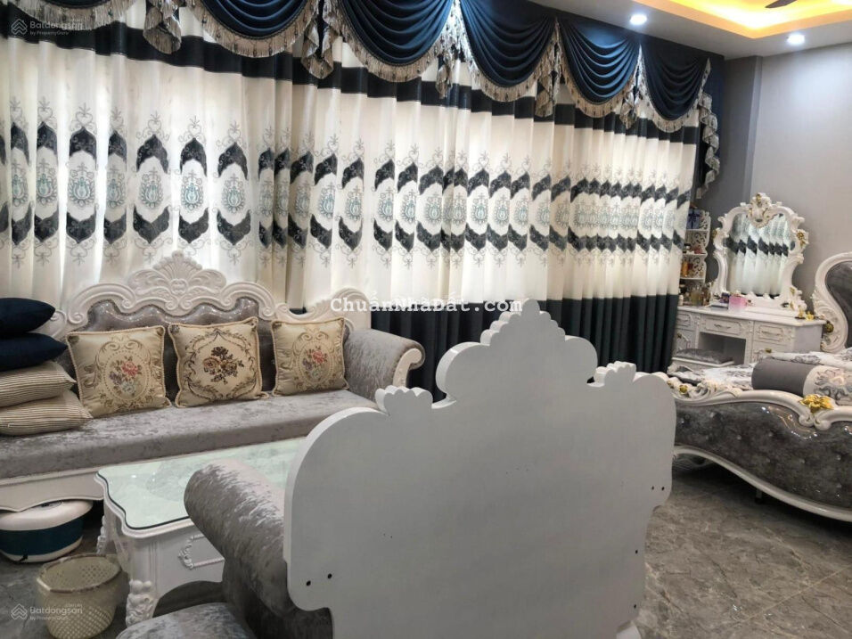 Bán nhà đẹp 5 tầng, HXH, tặng full nội thất, gần khu Nam Long, Huỳnh Tấn Phát P. Bình Thuận Quận 7