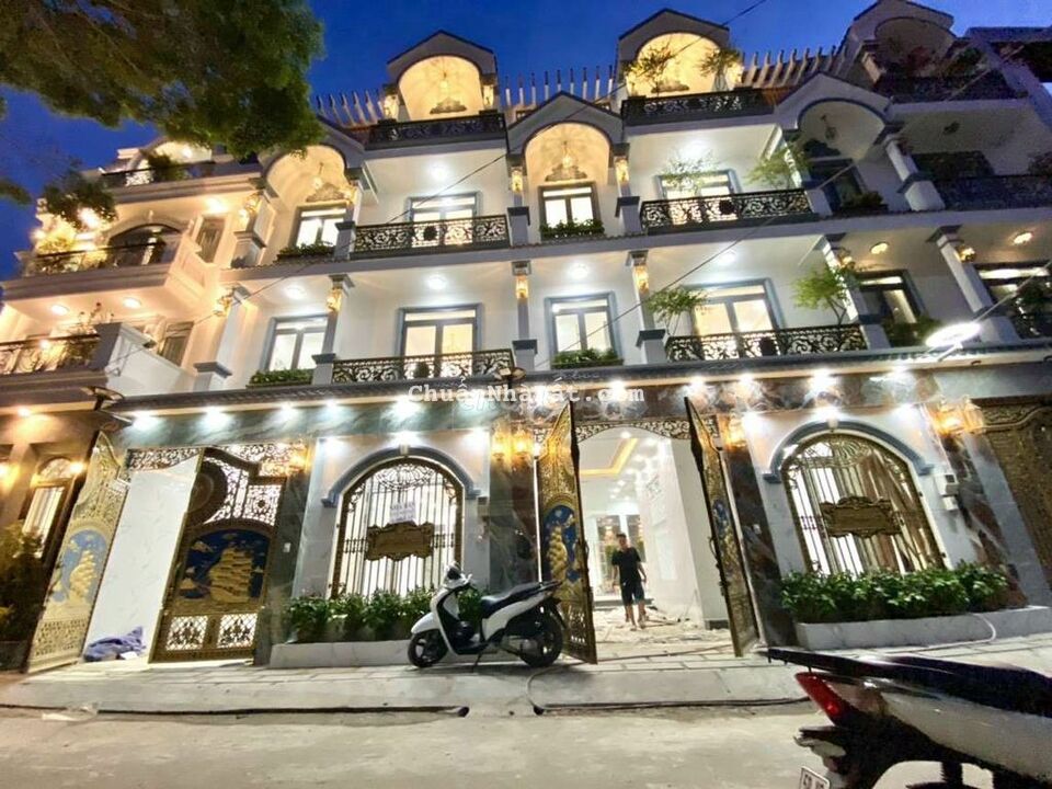 Biệt Thự Tân Cổ Điển Full Nội Thất Cao Cấp|6,8x13m Biệt Thự Tân Cổ Điển Full Nội Thất Cao Cấp|6,8x13m