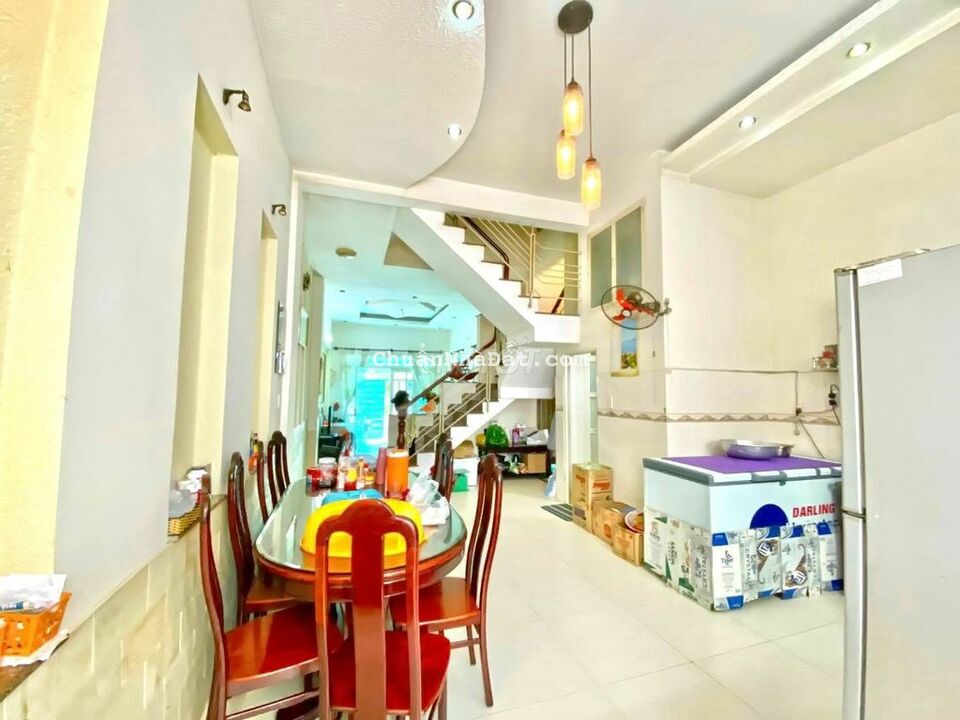 BÁN NHÀ 3 LẦU ST KHU TÁI ĐỊNH CƯ PHÚ MỸ . P.PHÚ MỸ. QUẬN 7.