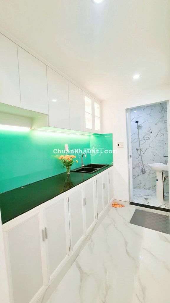 🔴Nhà 3 tầng mới hẻm Dương Bá Trạc P1Q8. Giá 3,78 tỷ TL