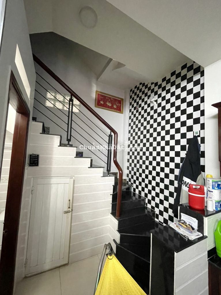 🔴Nhà bán hẻm chợ Rạch Ông P2Q8. Trệt,2 lầu,sân thượng. Giá 6,2 tỷ TL