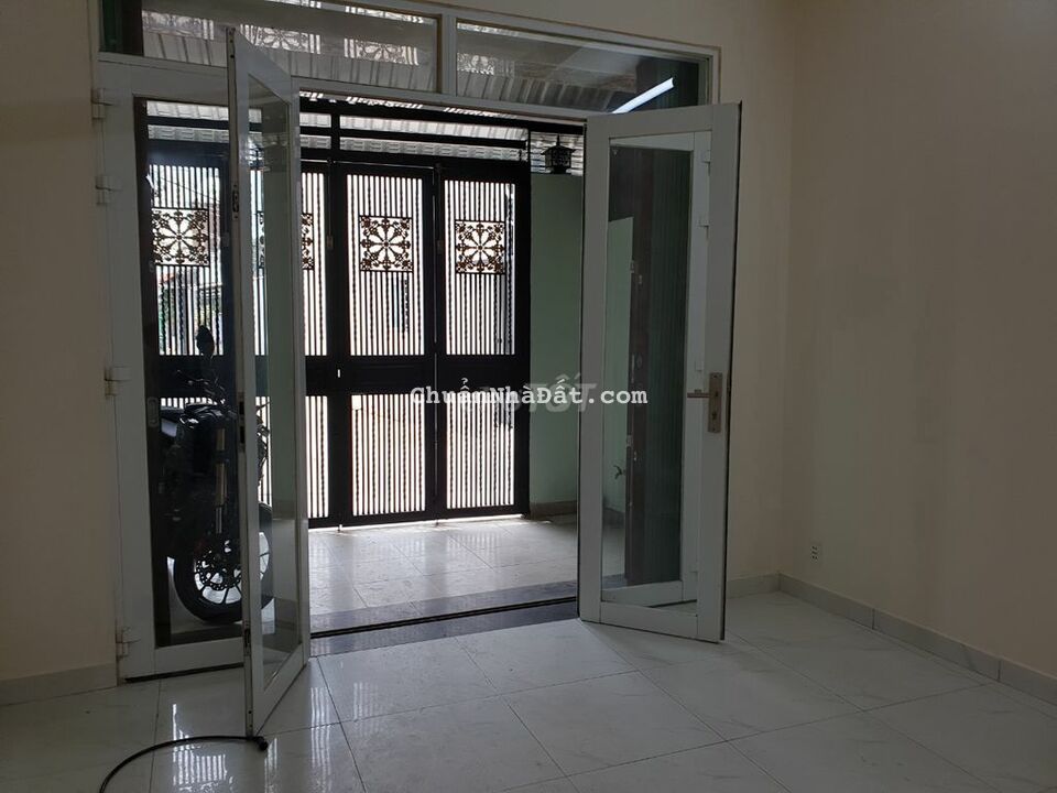 Nhà Bán Mặt tiền hẻm 141 đường Tám Danh Phường 4.Quận 8.