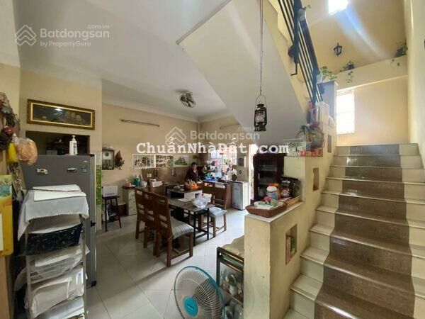 Chủ ĐỨT bán Gấp Mặt tiền HXH 8m Lê Văn Việt giao Đình Phong Phú dt 6.6x22m Chỉ 100tr/m