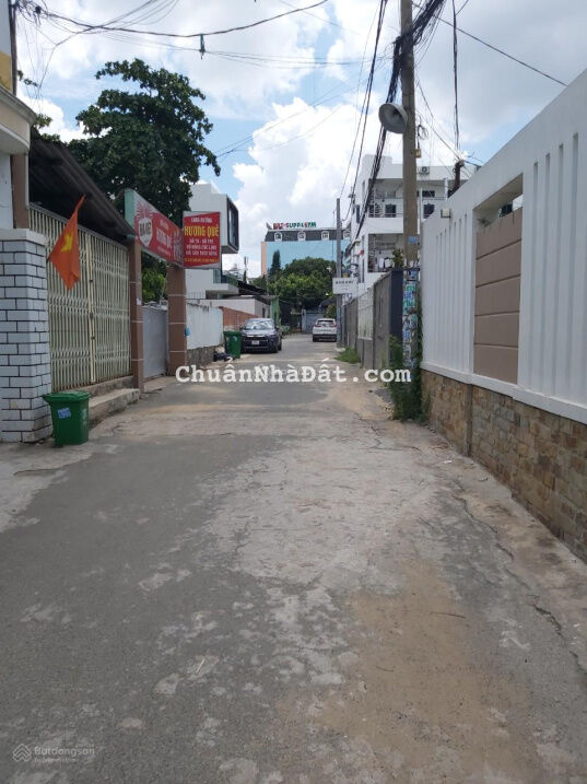 Chủ ĐỨT bán Gấp Mặt tiền HXH 8m Lê Văn Việt giao Đình Phong Phú dt 6.6x22m Chỉ 100tr/m