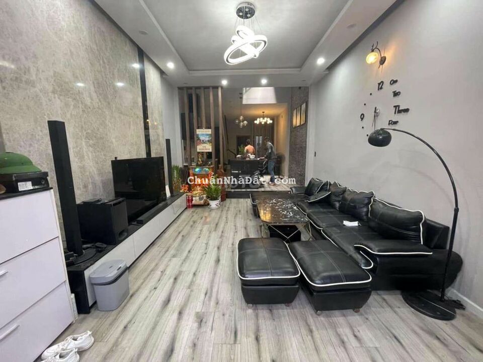 BÁN NHÀ ĐẸP 3 TẦNG NỘI THẤT CAO CẤP