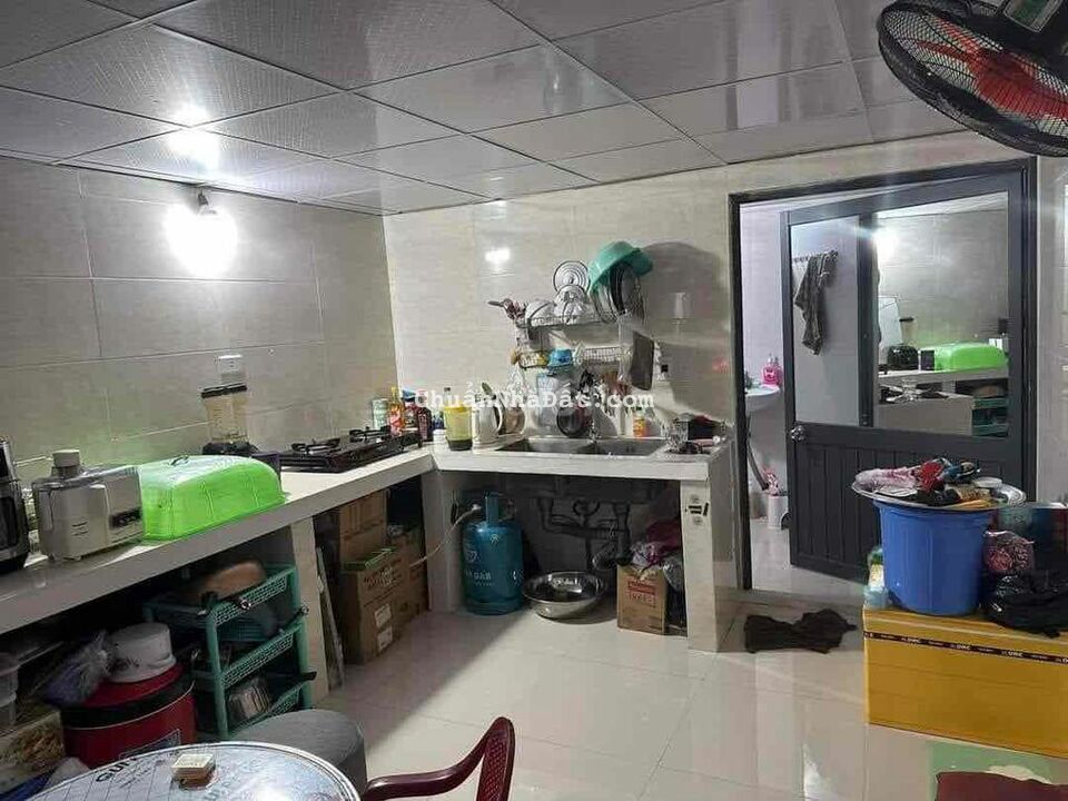 Bán nhà mê lửng đúc 2mk Bế Văn Đàn Bán nhà mê lửng đúc 2mk Bế Văn Đàn