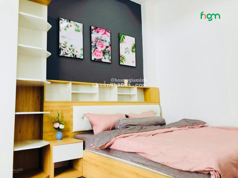 BÁN GẤP NHÀ KIỆT 3 TẦNG NGAY TRUNG TÂM CÁCH BIỂN VÀI BƯỚC