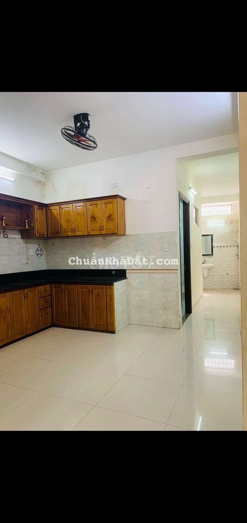 BÁN GẤP...NHÀ 2 TẦNG KIỆT 3M