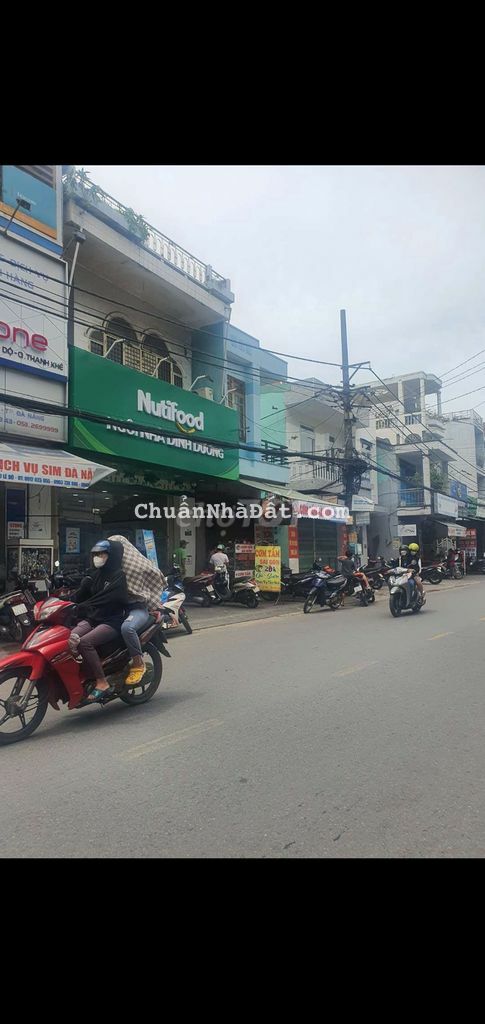 Nhà chưa qua đầu tư mua bán