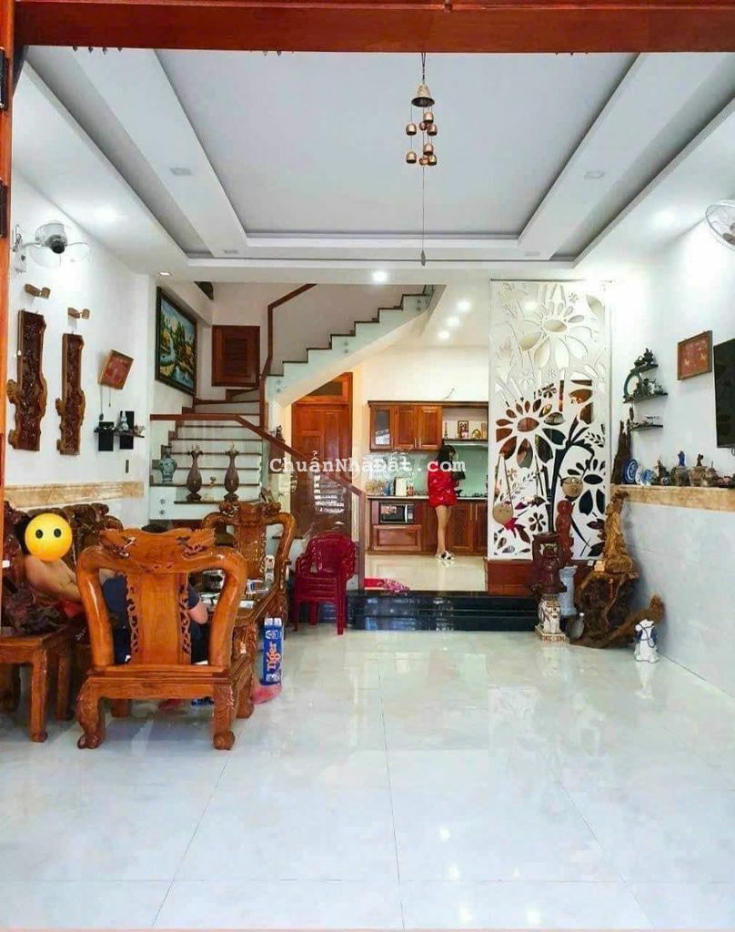 HẠ GIÁ LẦN CUỐI CẦN BÁN NHANH nhà 2,5 tầng mặt tiền Phùng Chí Kiên HẠ GIÁ LẦN CUỐI CẦN BÁN NHANH nhà 2,5 tầng mặt tiền Phùng Chí Kiên