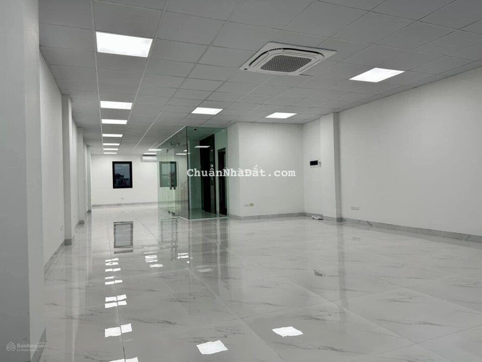 Siêu phẩm toà VP 10 tầng thang máy mới koong - kinh doanh - 1 hầm để 4c ô tô - 9tầng nổi thông sàn