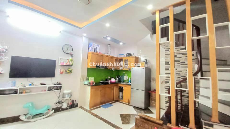 Lô góc,Ôtô đỗ cửa,nhà mới đẹp,Đường CẦU BƯƠU,THANH TRÌ, 31m,5T, 3,75tỷ