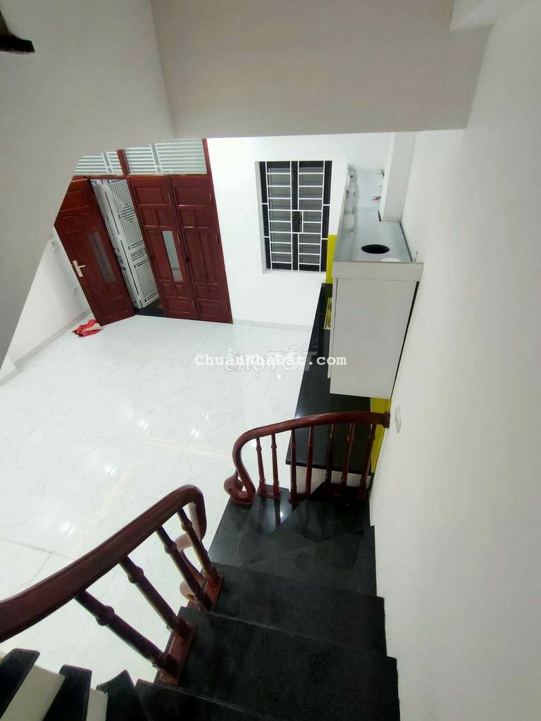 Bán nhà 4 tầng mới thượng phúc xe 4 chỗ đỗ cửa 1.98 tỷ