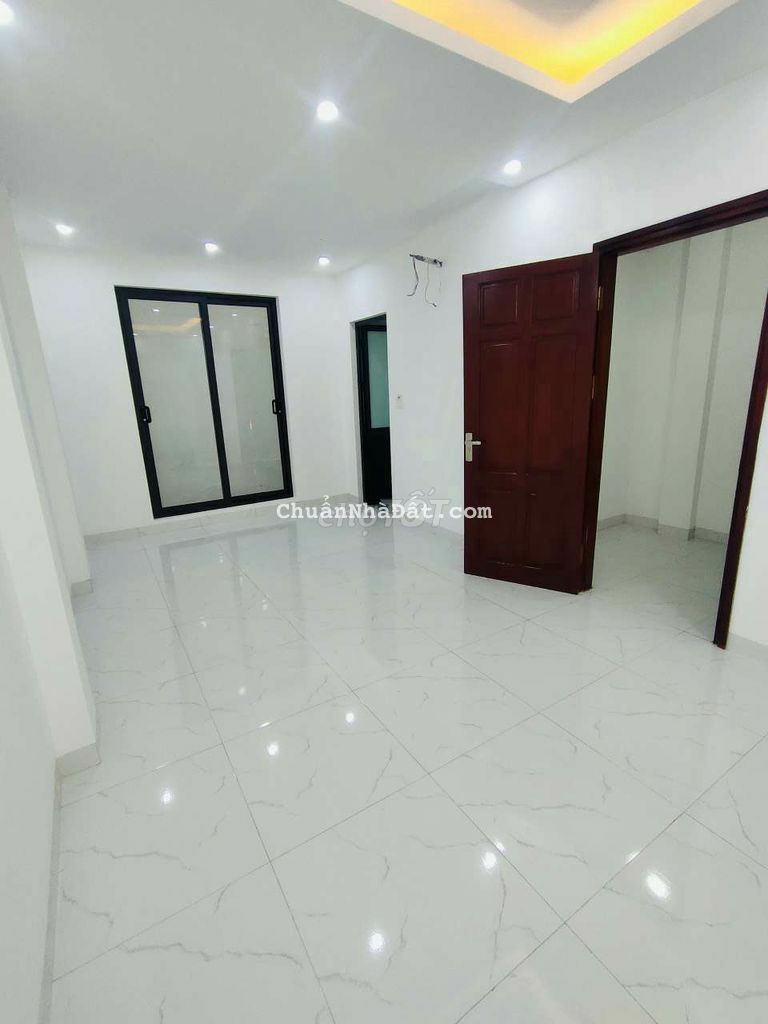 Bán nhà 4 tầng mới thượng phúc xe 4 chỗ đỗ cửa 1.98 tỷ