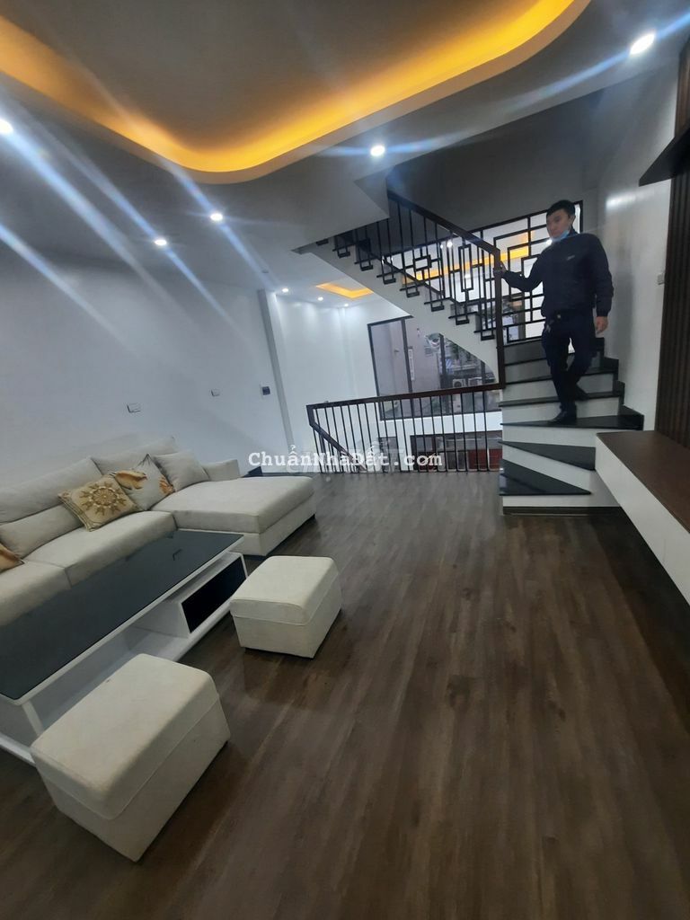 Hữu Hoà ôtô đỗ cửa,5m ôtô tránh,5t mới đẹp chỉ 2.35 tỷ