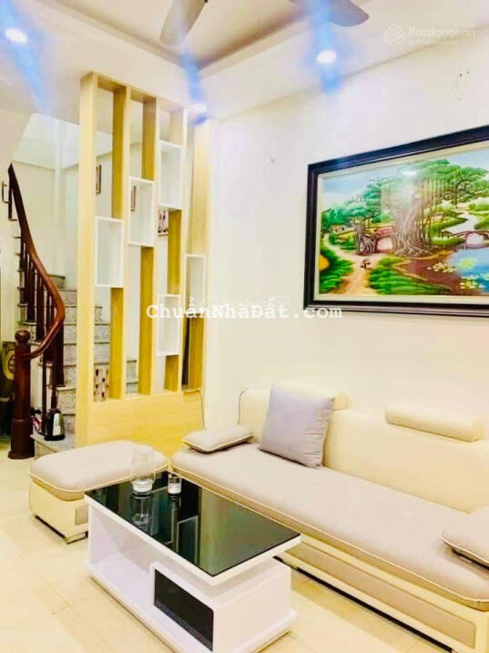 Bán nhà Tân Triều, 35m2.5T. MT 3,7m. Tiện ích ngập tràn, chợ, trường học gần nhà. KV phát triển Bán nhà Tân Triều, 35m2.5T. MT 3,7m. Tiện ích ngập tràn, chợ, trường học gần nhà. KV phát triển