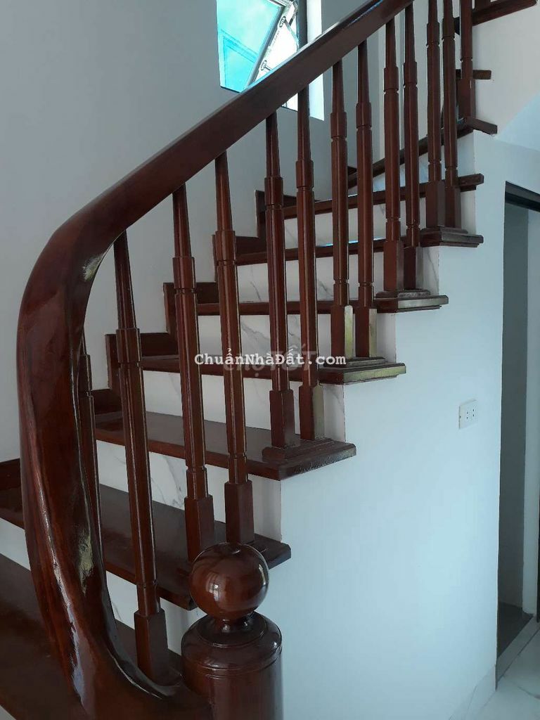 Bán nhà 4 tầng 36m xã tả thanh oai cách mặt đường 02 nhà