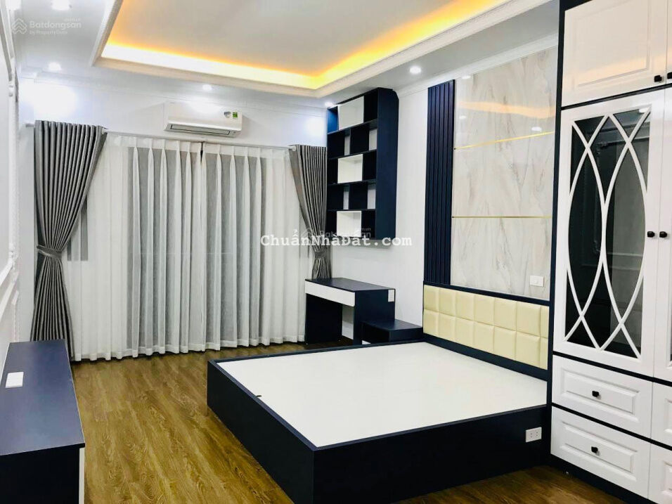 Bán nhà Triều Khúc Thanh Trì 38m 4T MT3,5m rất gần Nguyễn Xiển ngõ thông gần chợ tiện ích bạt ngàn