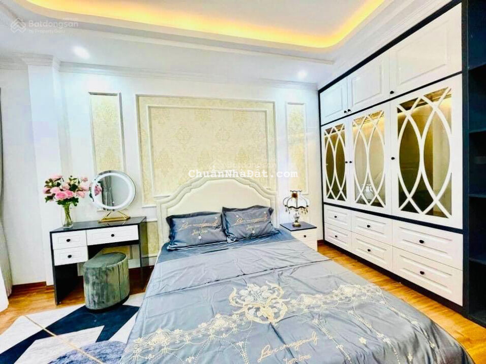 Bán nhà Triều Khúc Thanh Trì 38m 4T MT3,5m rất gần Nguyễn Xiển ngõ thông gần chợ tiện ích bạt ngàn