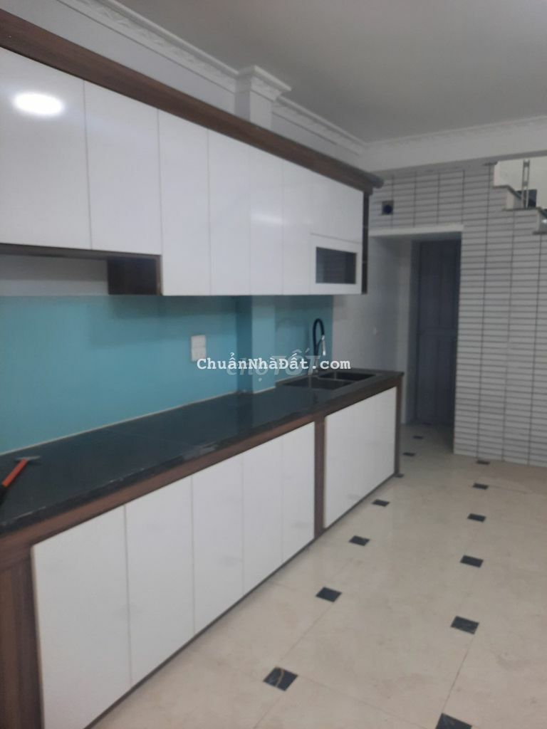 Chủ giảm chào bán căn 41m2 2,28 ti HỮU HÒA THANH TRÌ