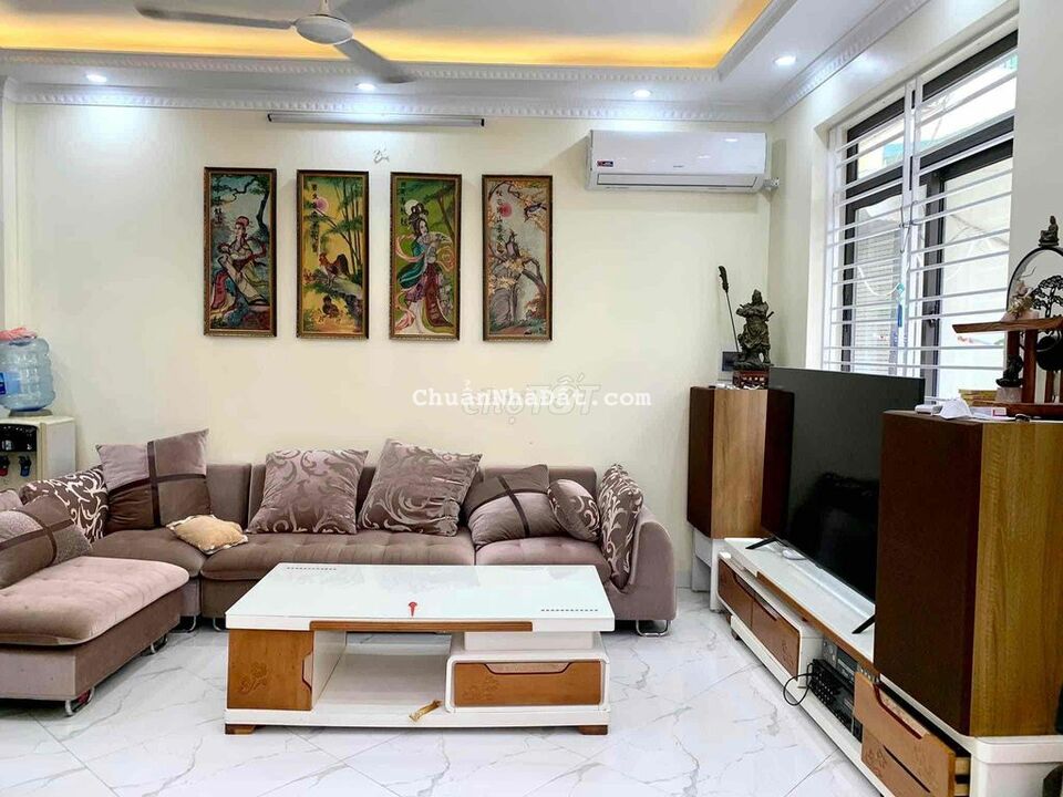 Chính chủ bán gấp nhà Hữu Hòa,ôtô 10m,giá 2.48 tỷ