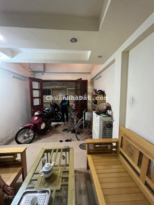 BÁN NHÀ PHAN ĐÌNH GIÓT - QUẬN THANH XUÂN - 30M2 x3 TẦNG 2,1 TỶ