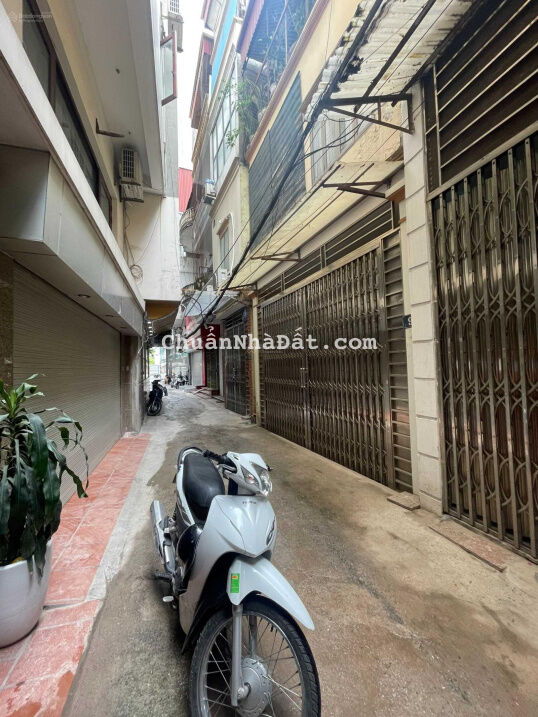 Chính chủ bán nhà 11 ngõ 1 Trường Chinh - 30m2 x 5 tầng - ngõ oto tải - giá 4.75 tỷ - lh 0938010596