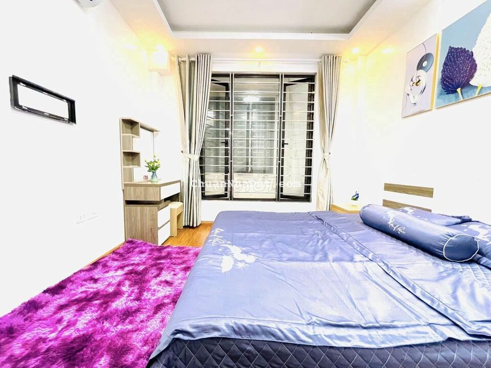 Bán gấp , Nhà Thanh Xuân, Thoáng, sát oto, full đồ,