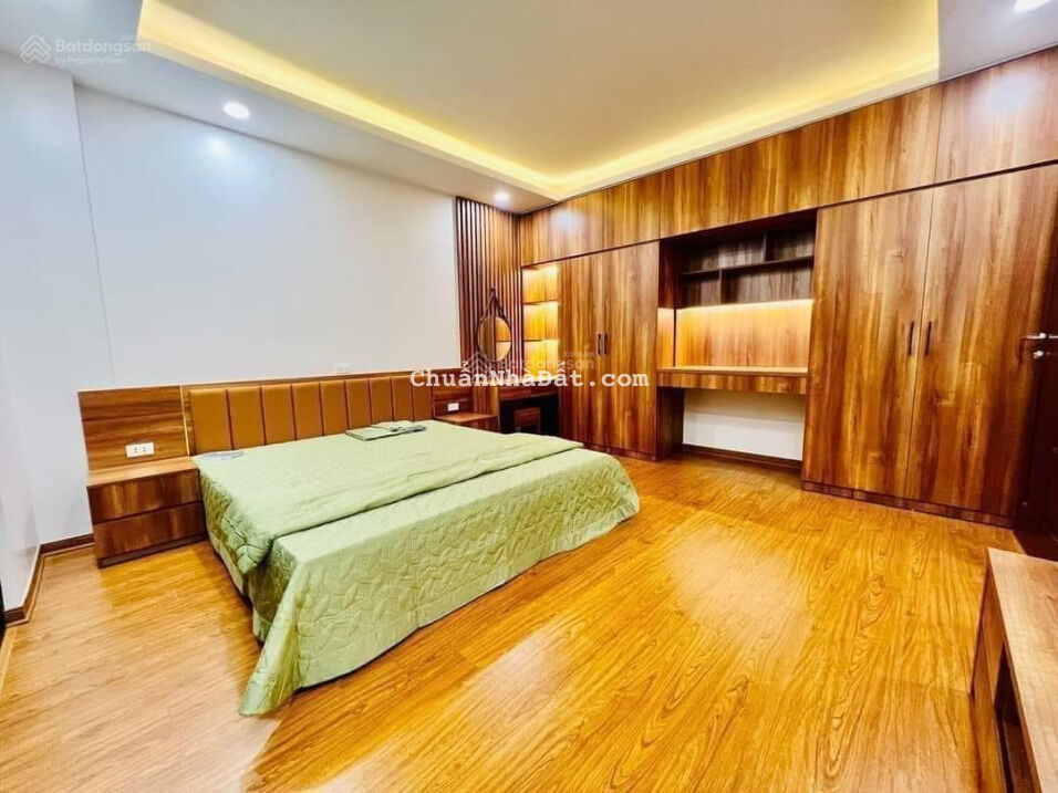 Bán nhà Nguyễn Văn Trỗi Thanh Xuân: 34m2*4T chỉ 3 tỷ 9 nhà đẹp lung linh, ô tô cách nhà 20m, ở luôn