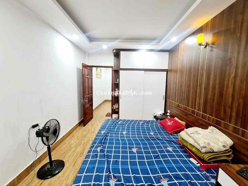 Bán nhà Vũ Tông Phan _gần phố _ngõ ô tô đỗ 35m*3T _3.65 Tỷ