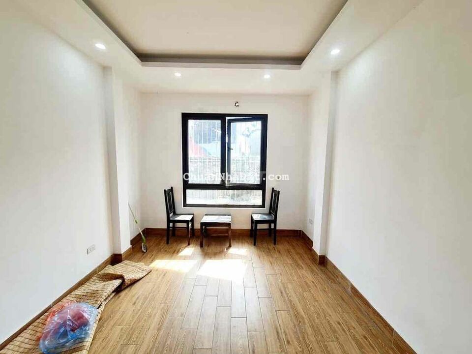 Cần bán gấp nhà Khương Đình _ô tô đỗ cổng _nhà mới ở luôn 38m*3T_3.65