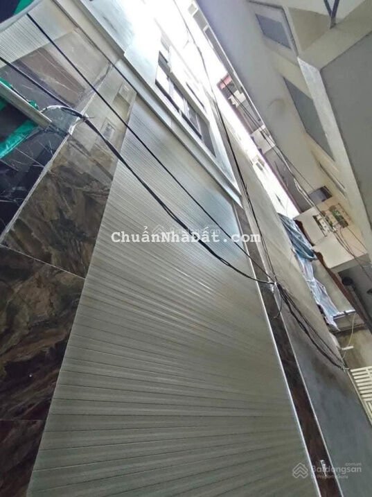 Cần bán gấp nhà phố Cự Lộc 38m2. Hạ chào 500tr thu vốn. Căn nhà đẹp vị trí sầm uất, dân trí cao Cần bán gấp nhà phố Cự Lộc 38m2. Hạ chào 500tr thu vốn. Căn nhà đẹp vị trí sầm uất, dân trí cao