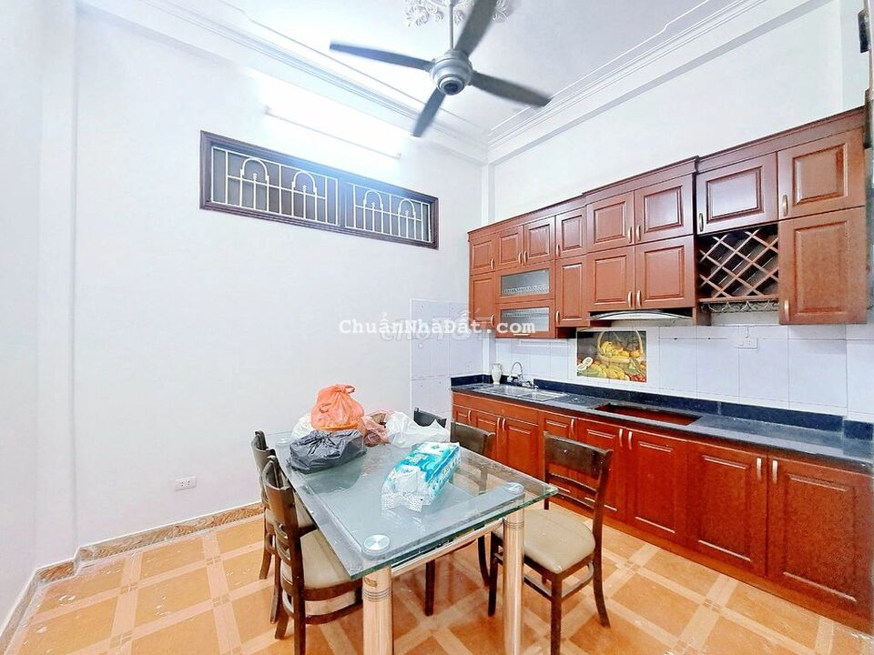 Hiếm! Nhà Khương Đình, ngõ rộng, thoáng, KD, ở ngay, 39m2*4T