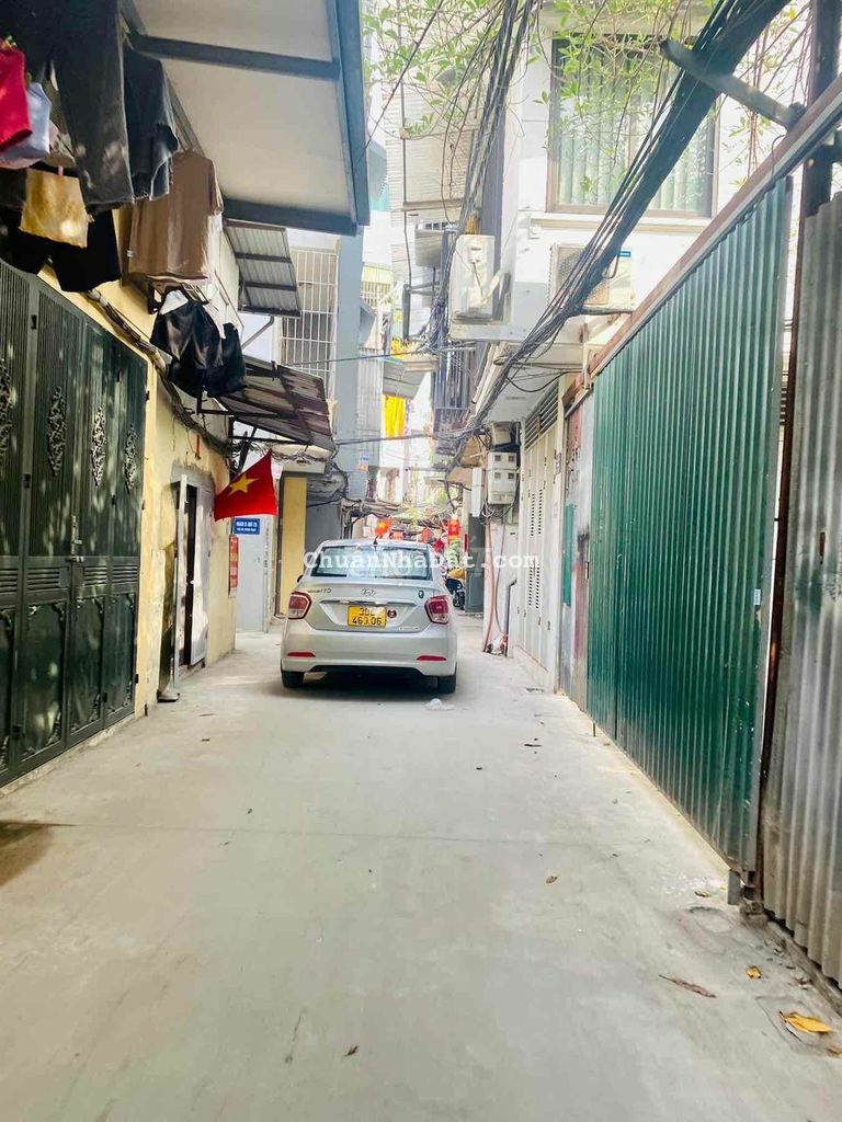 NHÀ ĐANG CỰC HIẾM KHƯƠNG TRUNG OTO ĐỖ CỔNG VÀ HƠN THẾ NỮA VẺ ĐẸP NGÔI NHÀ ĐANG CỰC HIẾM KHƯƠNG TRUNG OTO ĐỖ CỔNG VÀ HƠN THẾ NỮA VẺ ĐẸP NGÔI