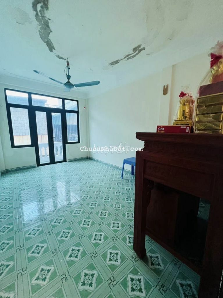 Giảm 100tr! Bán nhà kim giang, cạnh phố, oto, thoáng 40m2*4T