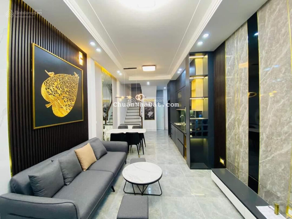 Quá hiếm! Bán nhà ngõ 86 Tô Vĩnh Diện, phân lô ô tô đỗ cửa, DT 40m2*4T*4m, chỉ 4.15 tỷ