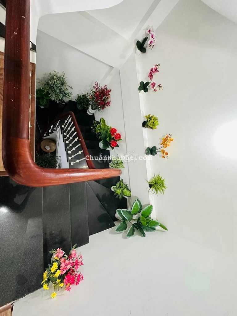 BÁN NHÀ MẶT NGÕ HOÀNG NGÂN, KD NHỎ, 44M 5.9 TỶ