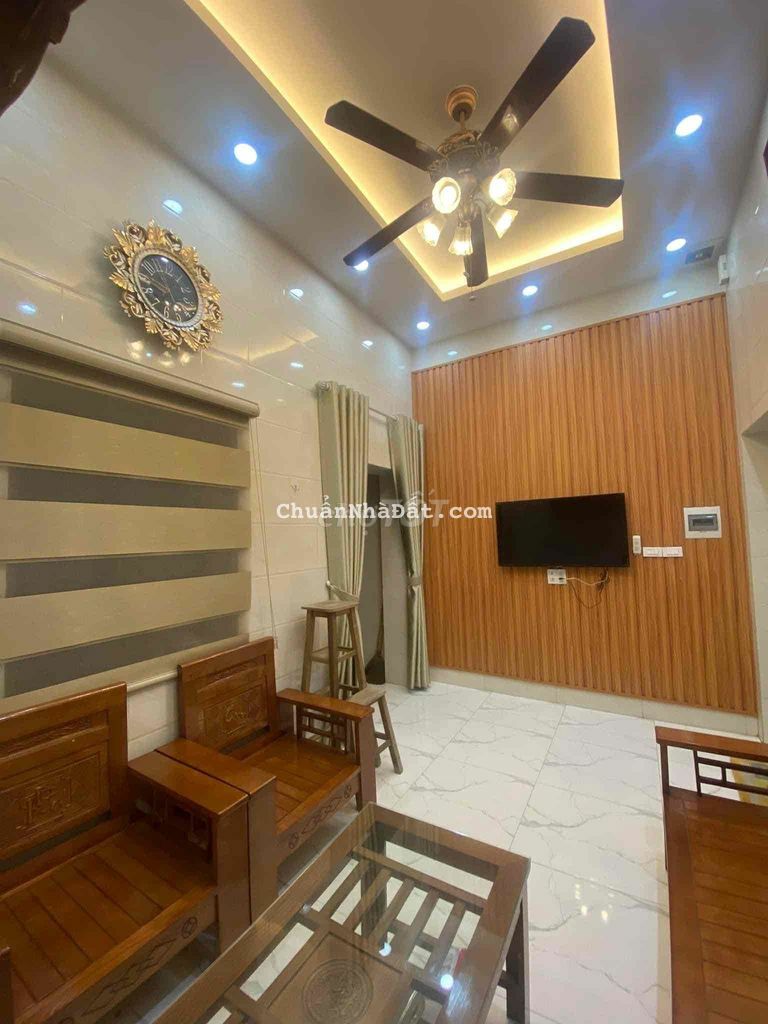 Mảnh đất đẹp_Vị trí vàng _Phố Khương Trung_Sát phố_Oto_Kinh Doanh