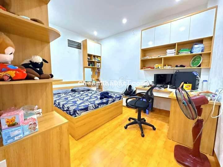 Bán  nhà phân lô phố KHƯƠNG ĐÌNH-TX 45m 5T mt4,2m  ô tô tránh hơn 8 tỷ