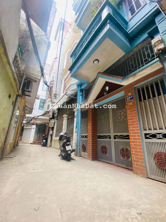 Ngã Tư Sở 46m2 x 4 tầng, MT 4.5m, ngõ rộng 4m, nhà dân khung cột, 20m ra mặt phố, giá 5.8 tỷ